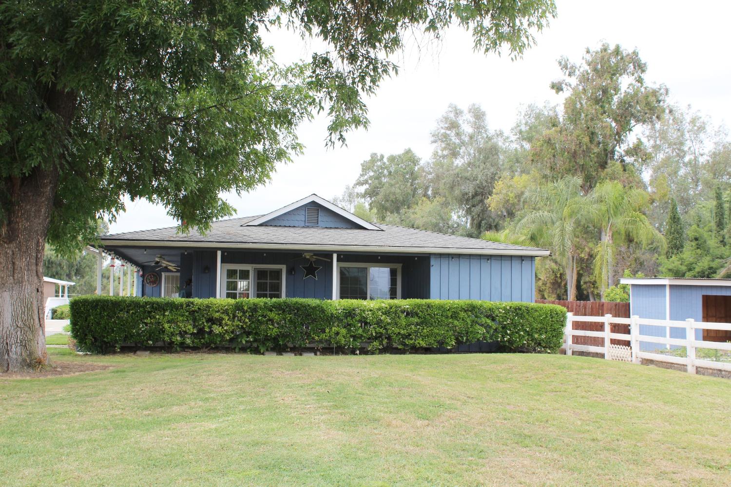 2307 N Hayes Ave, Fresno, CA 93723