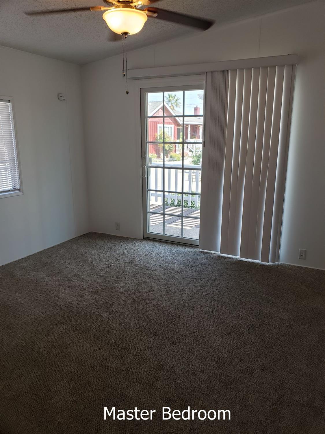 2307 N Hayes Ave, Fresno, CA 93723
