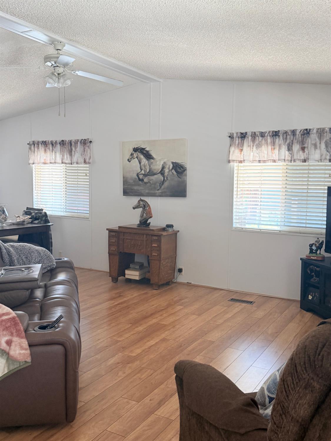 1500 Villa #28, Clovis, CA 93612