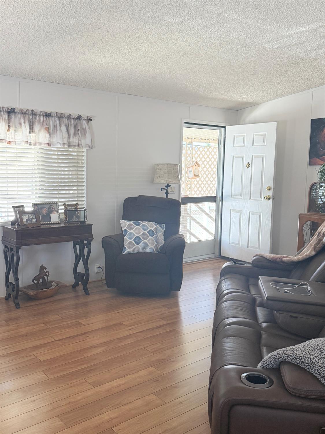 1500 Villa #28, Clovis, CA 93612