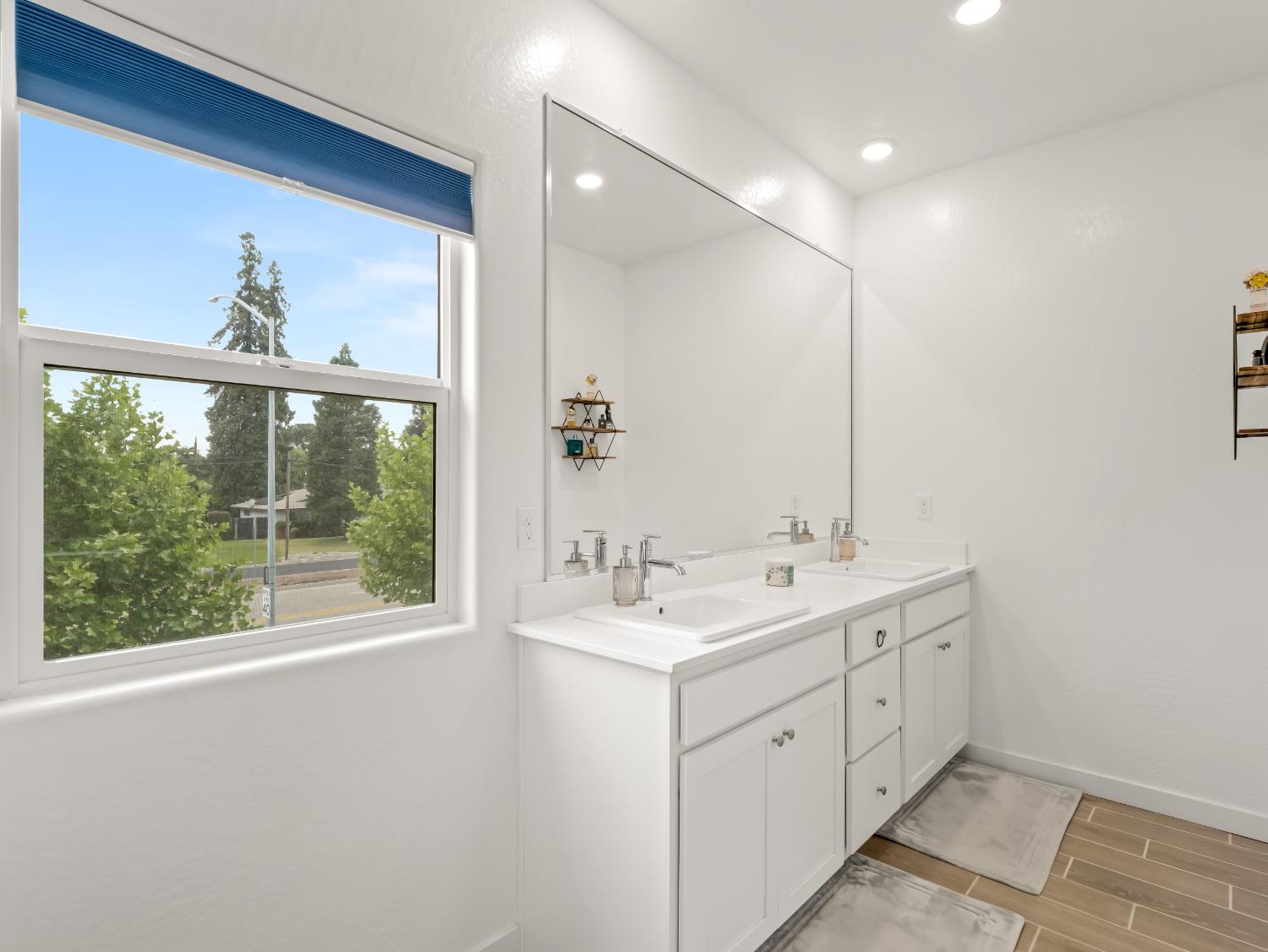 479 S Filbert Ave, Fresno, CA 93727