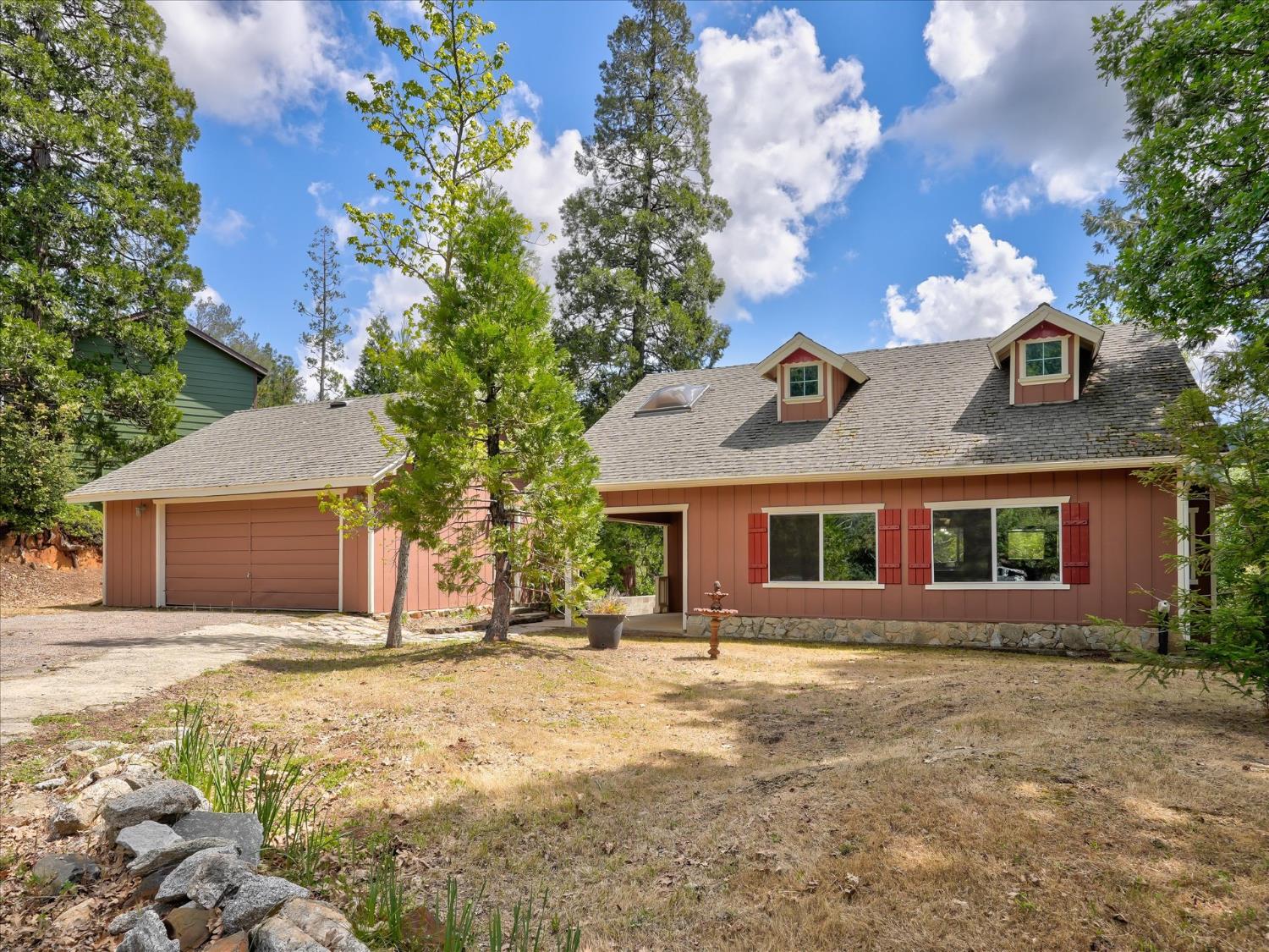 60036 Cascadel Dr S, North Fork, CA 93643