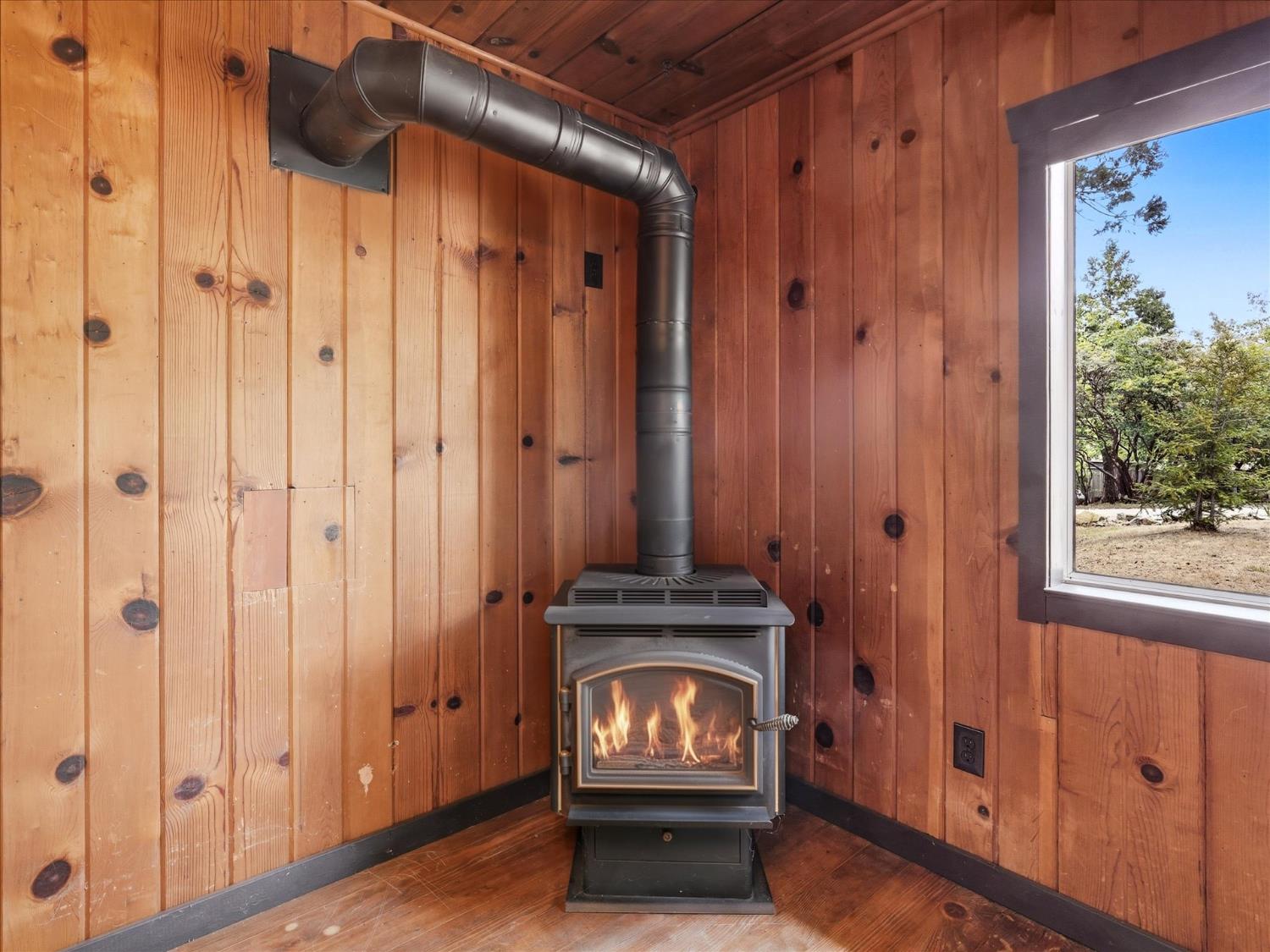 60036 Cascadel Dr S, North Fork, CA 93643