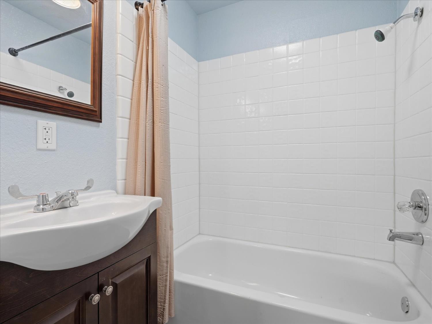 60036 Cascadel Dr S, North Fork, CA 93643