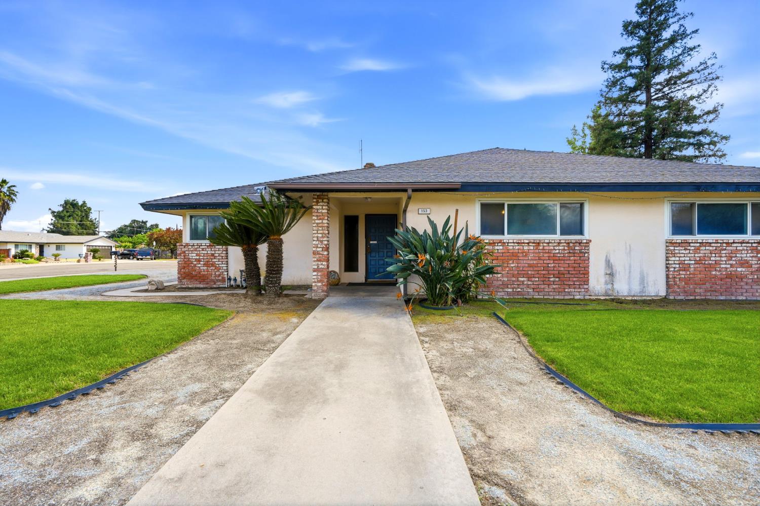 153 Bonita Ave, Fowler, CA 93625