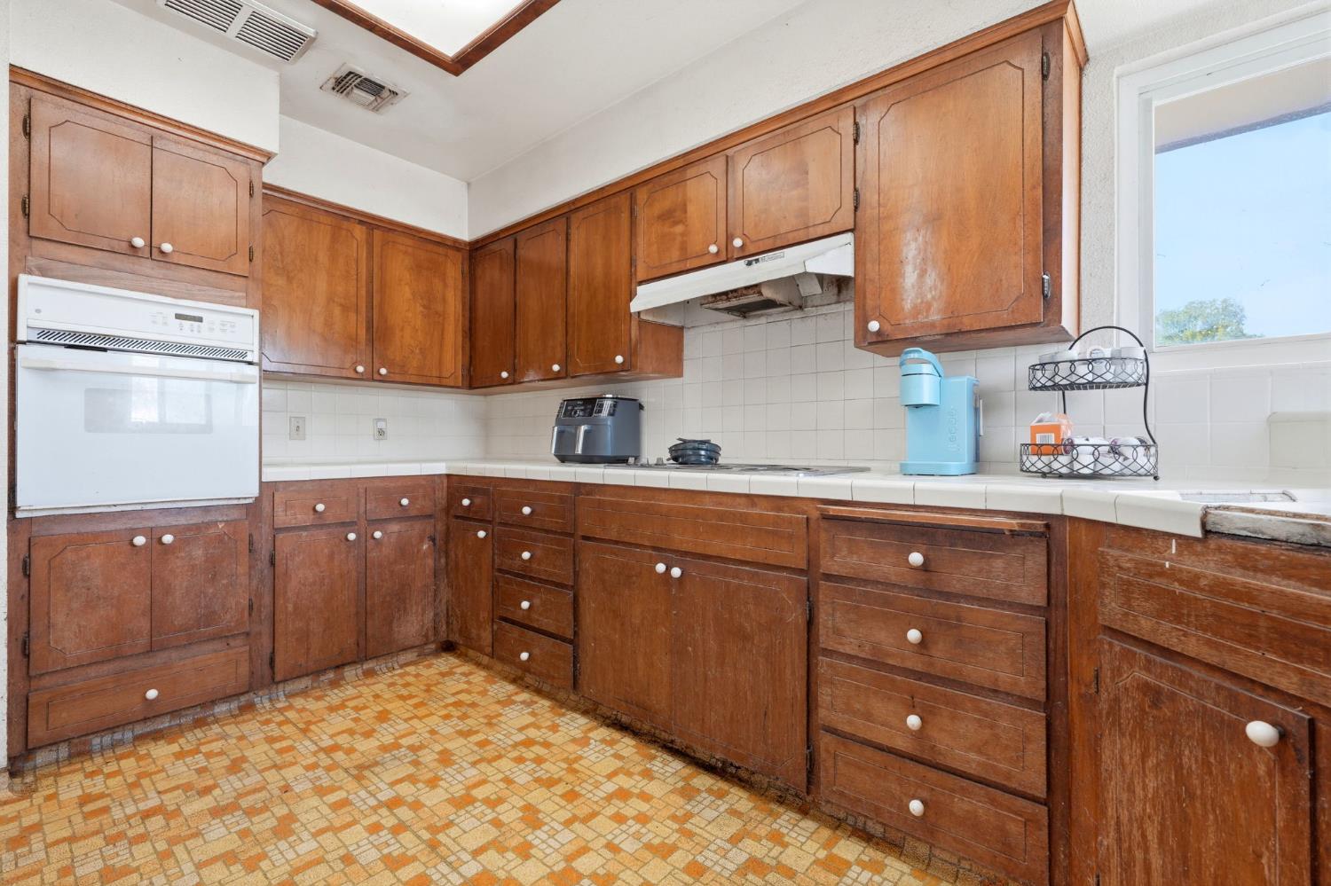 153 Bonita Ave, Fowler, CA 93625