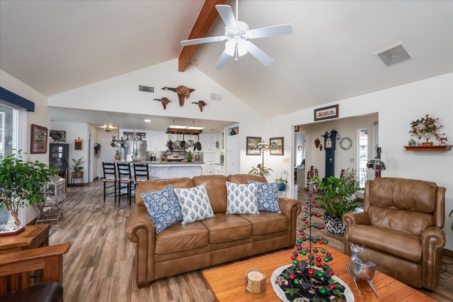 33655 River Knolls Rd, Coarsegold, CA 93614