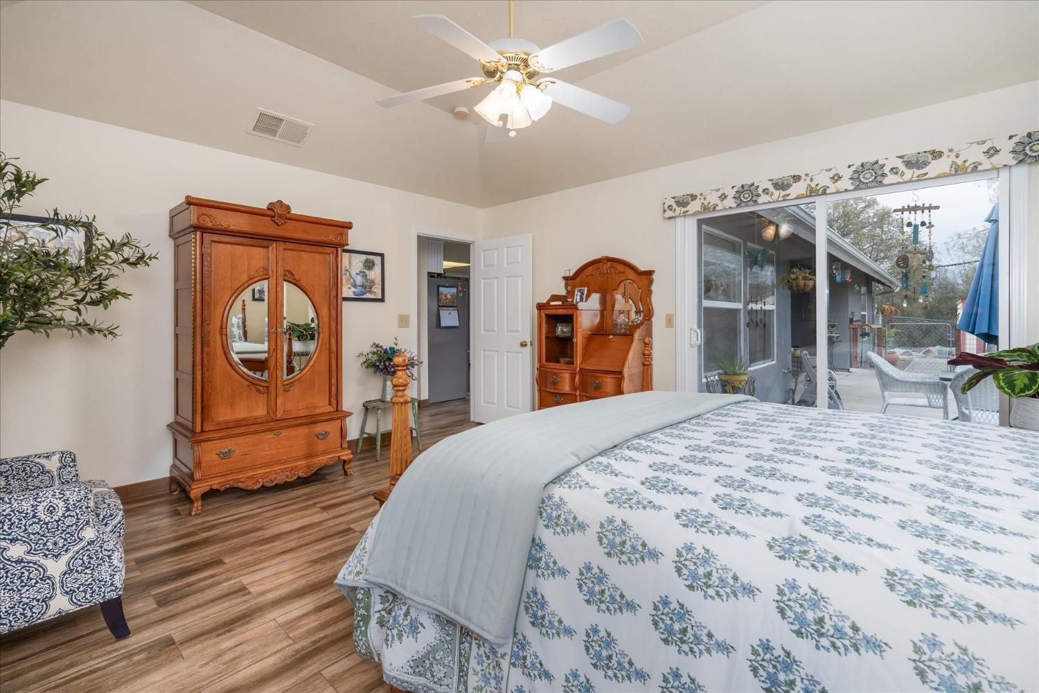 33655 River Knolls Rd, Coarsegold, CA 93614