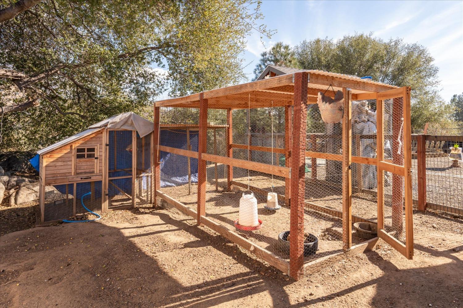 33655 River Knolls Rd, Coarsegold, CA 93614