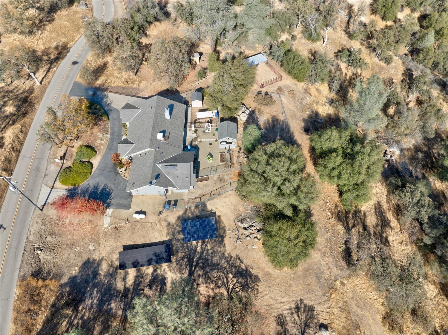 33655 River Knolls Rd, Coarsegold, CA 93614