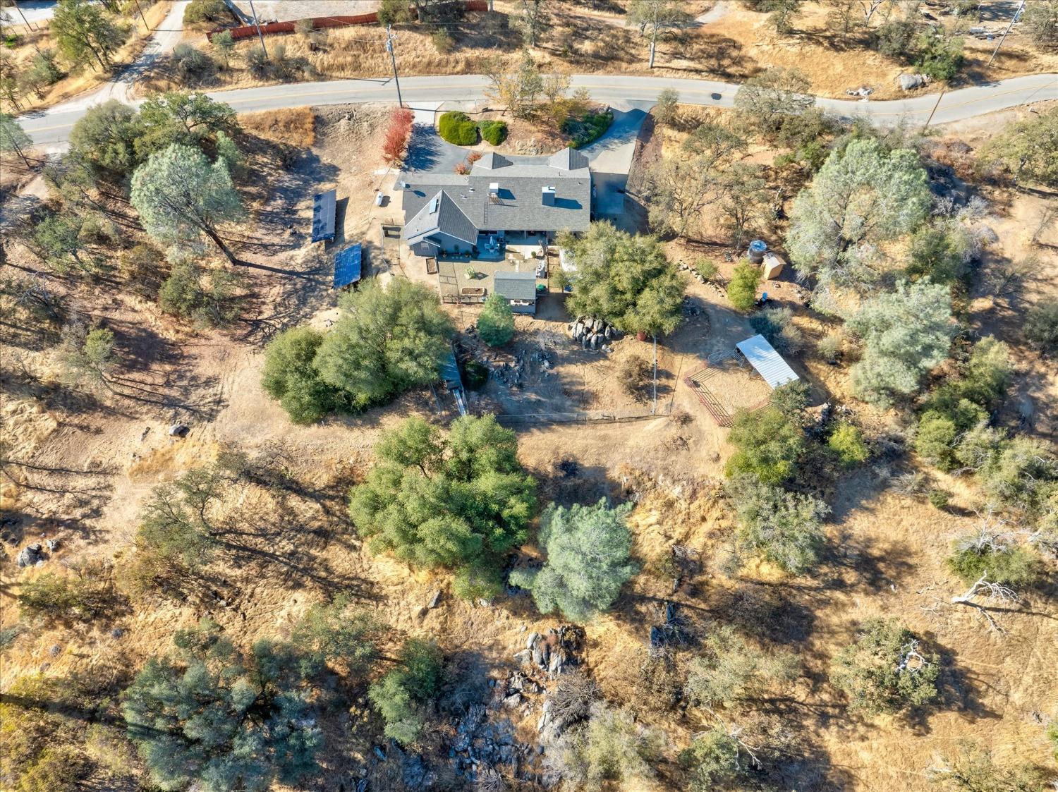 33655 River Knolls Rd, Coarsegold, CA 93614