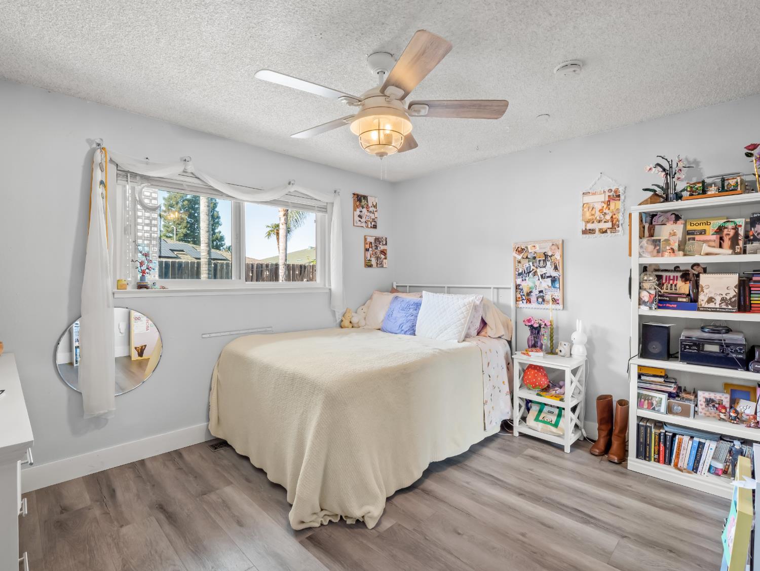 3052 E Fremont Ave E, Fresno, CA 93710