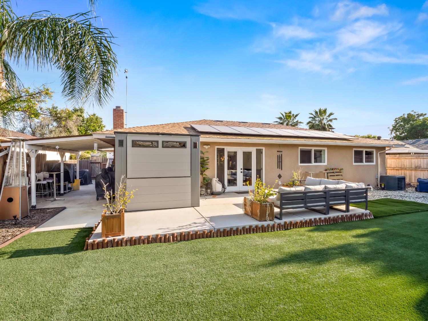 3052 E Fremont Ave E, Fresno, CA 93710