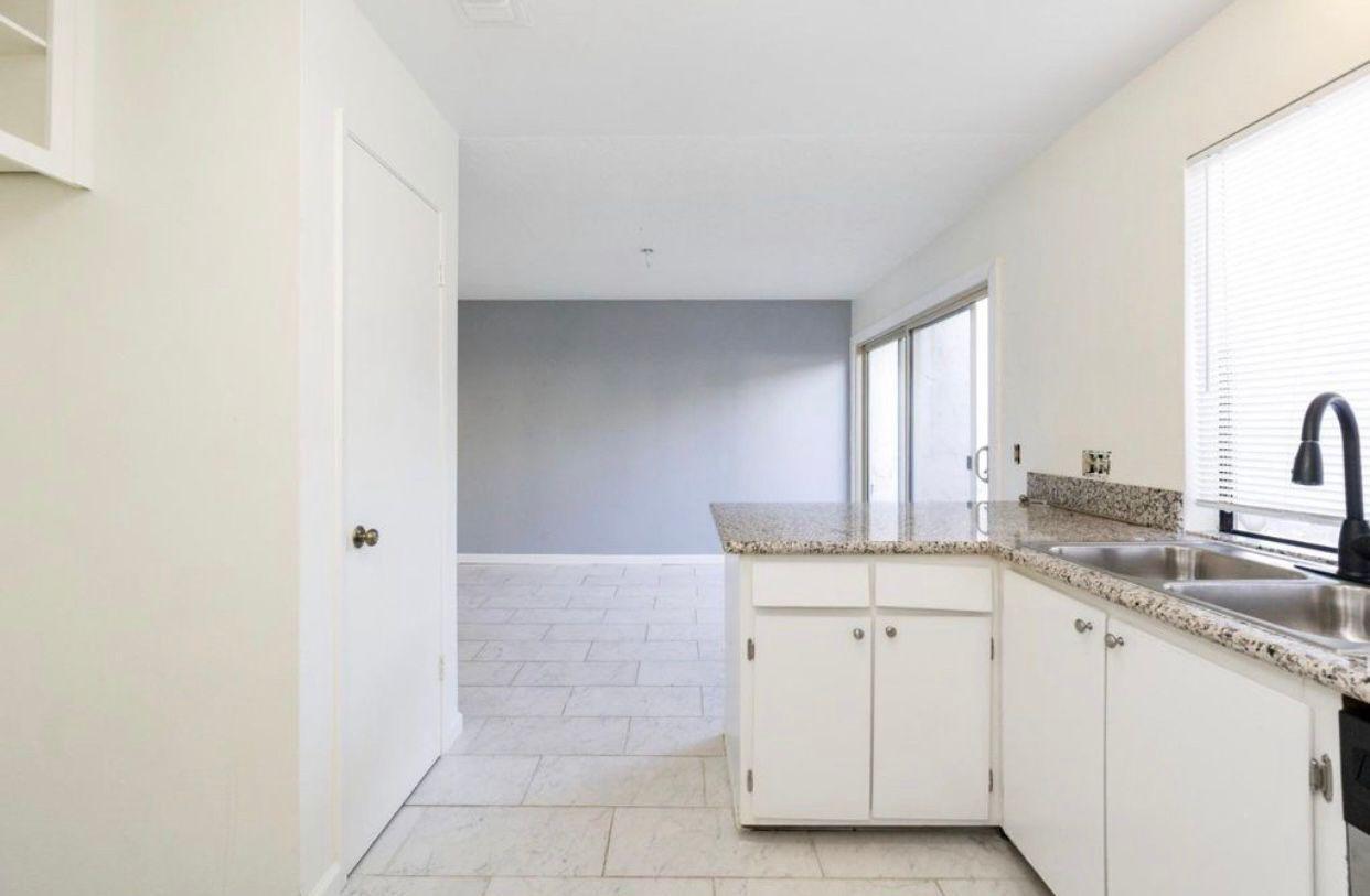 4747 N Woodrow Ave #122, Fresno, CA 93726