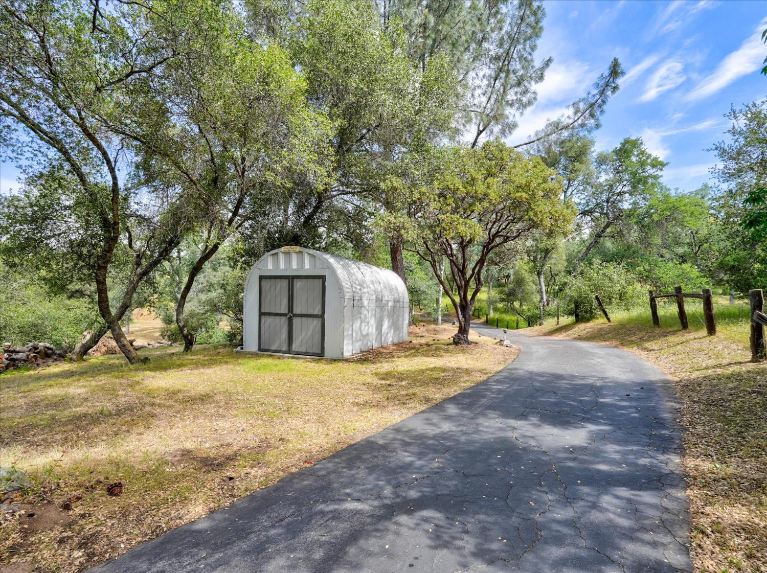 45577 Meadow Brook Way, Coarsegold, CA 93614