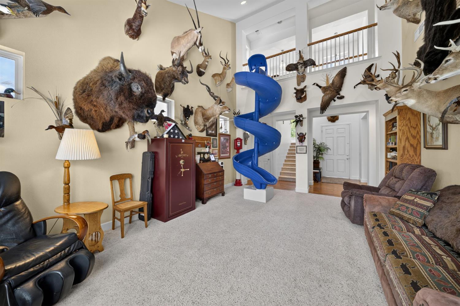 3084 Rall Ave, Clovis, CA 93619