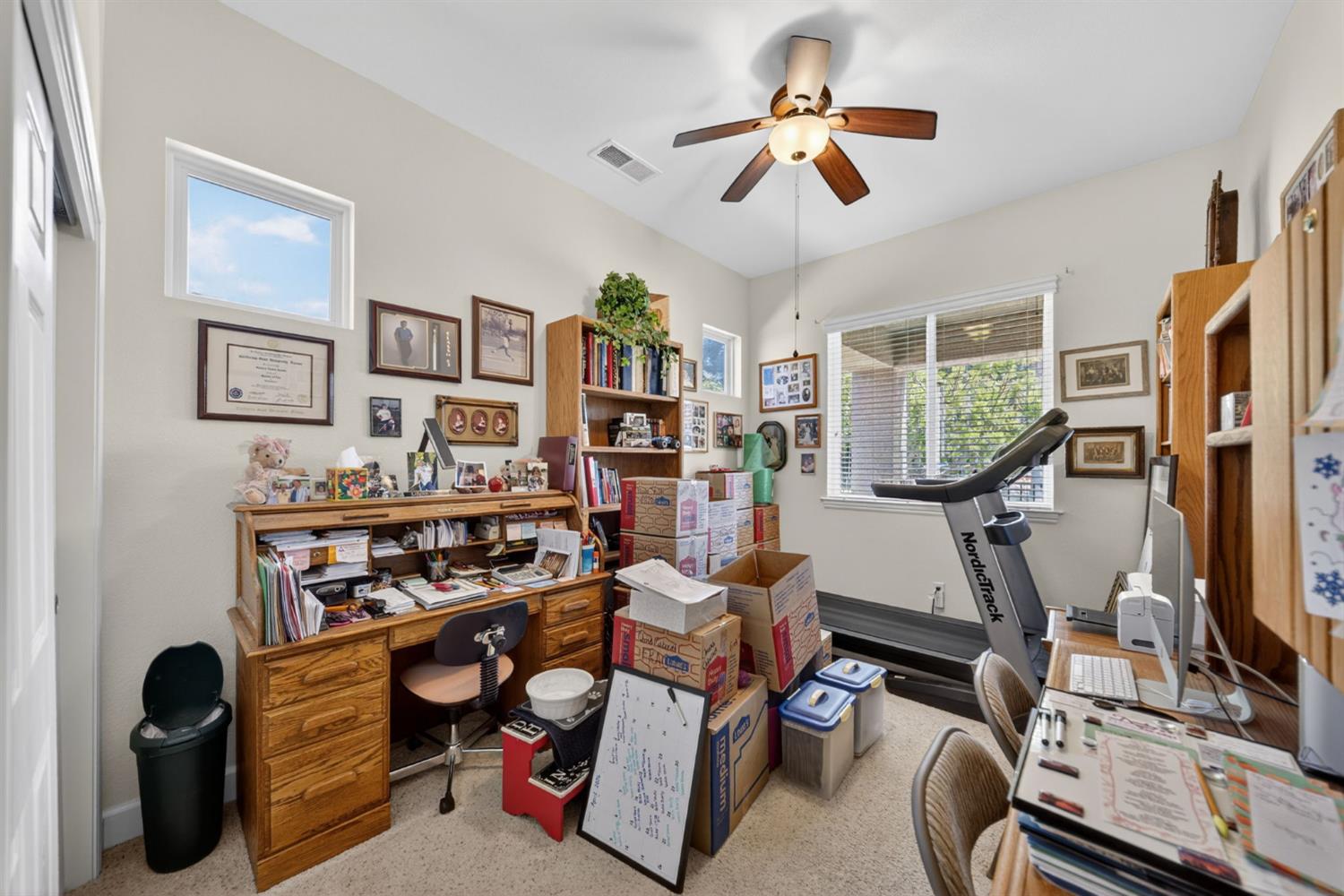 3084 Rall Ave, Clovis, CA 93619