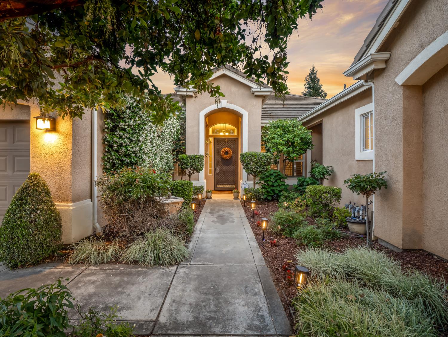 534 Heritage Ave, Clovis, CA 93619