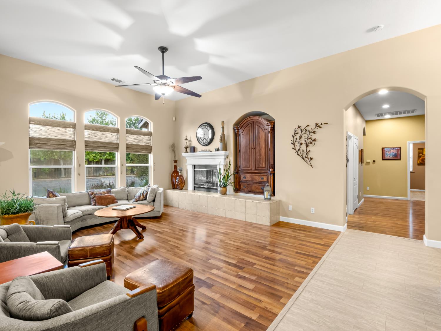 534 Heritage Ave, Clovis, CA 93619