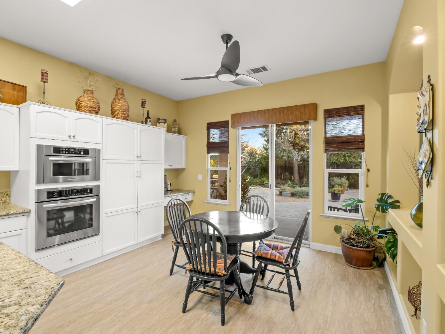 534 Heritage Ave, Clovis, CA 93619