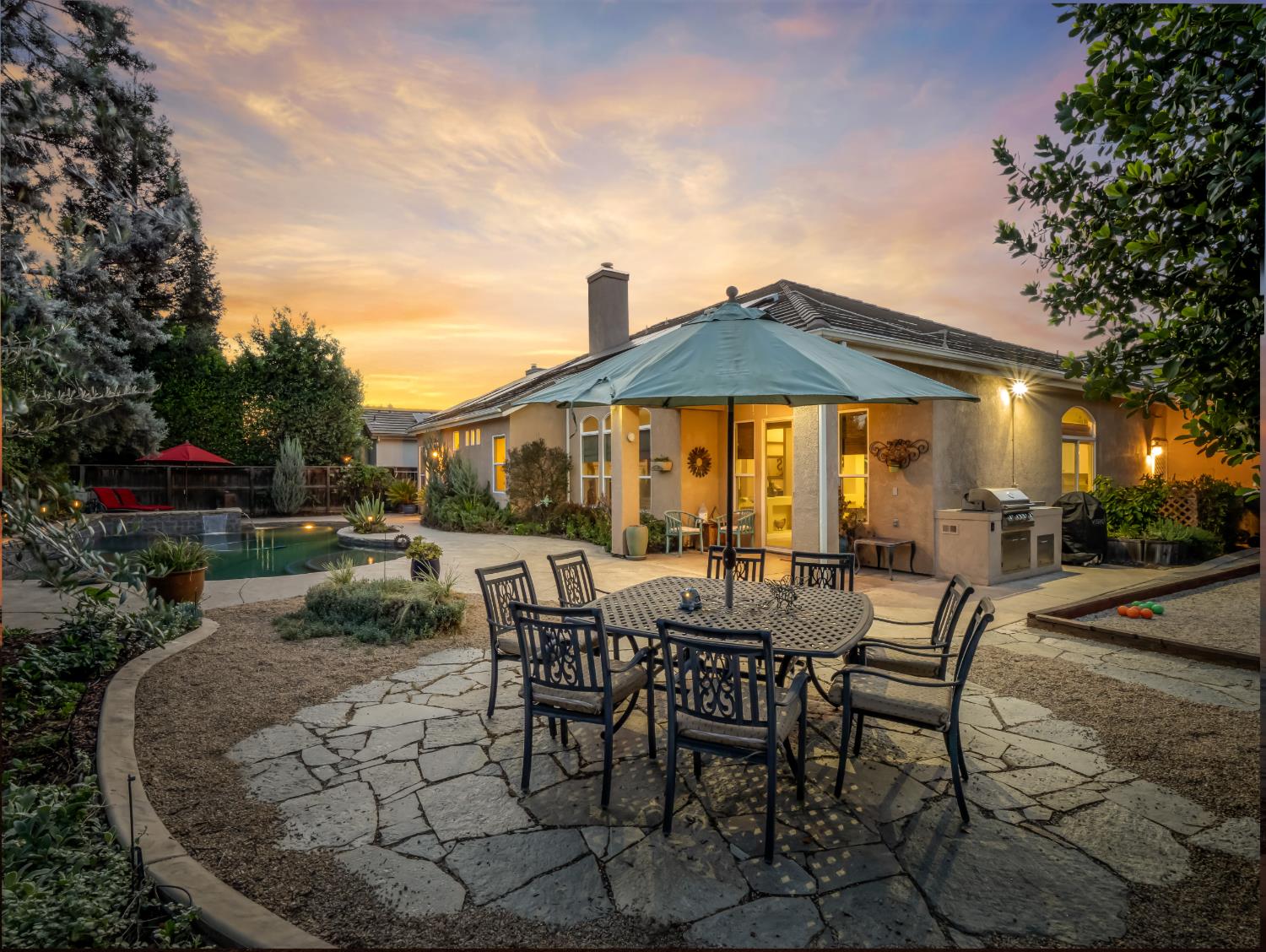 534 Heritage Ave, Clovis, CA 93619