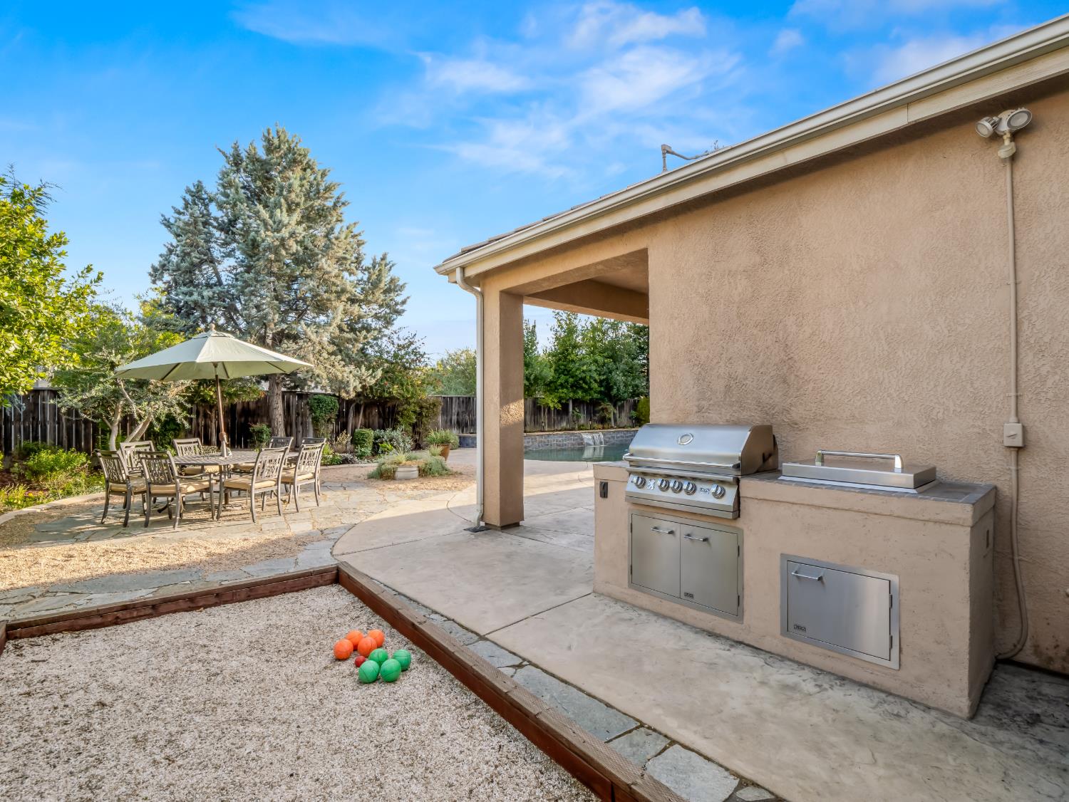 534 Heritage Ave, Clovis, CA 93619