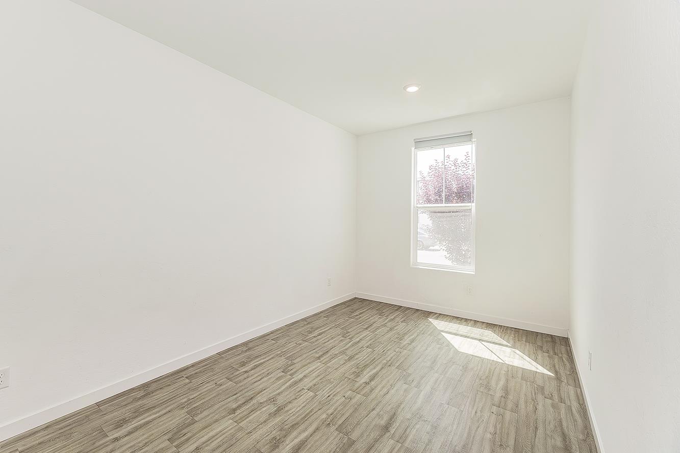 2844 N Vahe Ave, Fresno, CA 93737