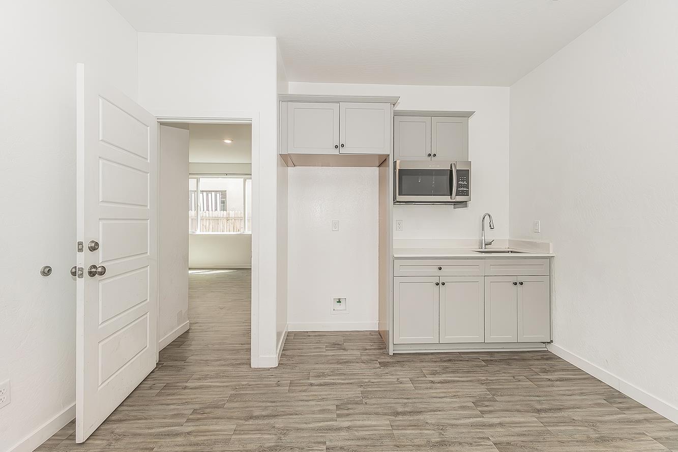 2844 N Vahe Ave, Fresno, CA 93737