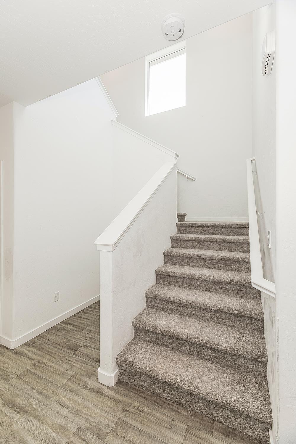 2844 N Vahe Ave, Fresno, CA 93737