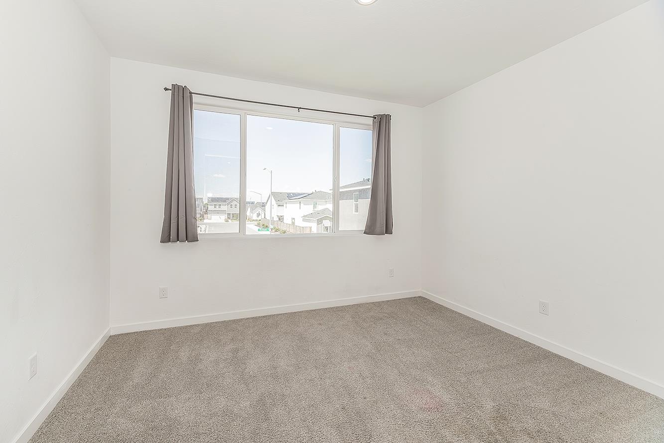 2844 N Vahe Ave, Fresno, CA 93737