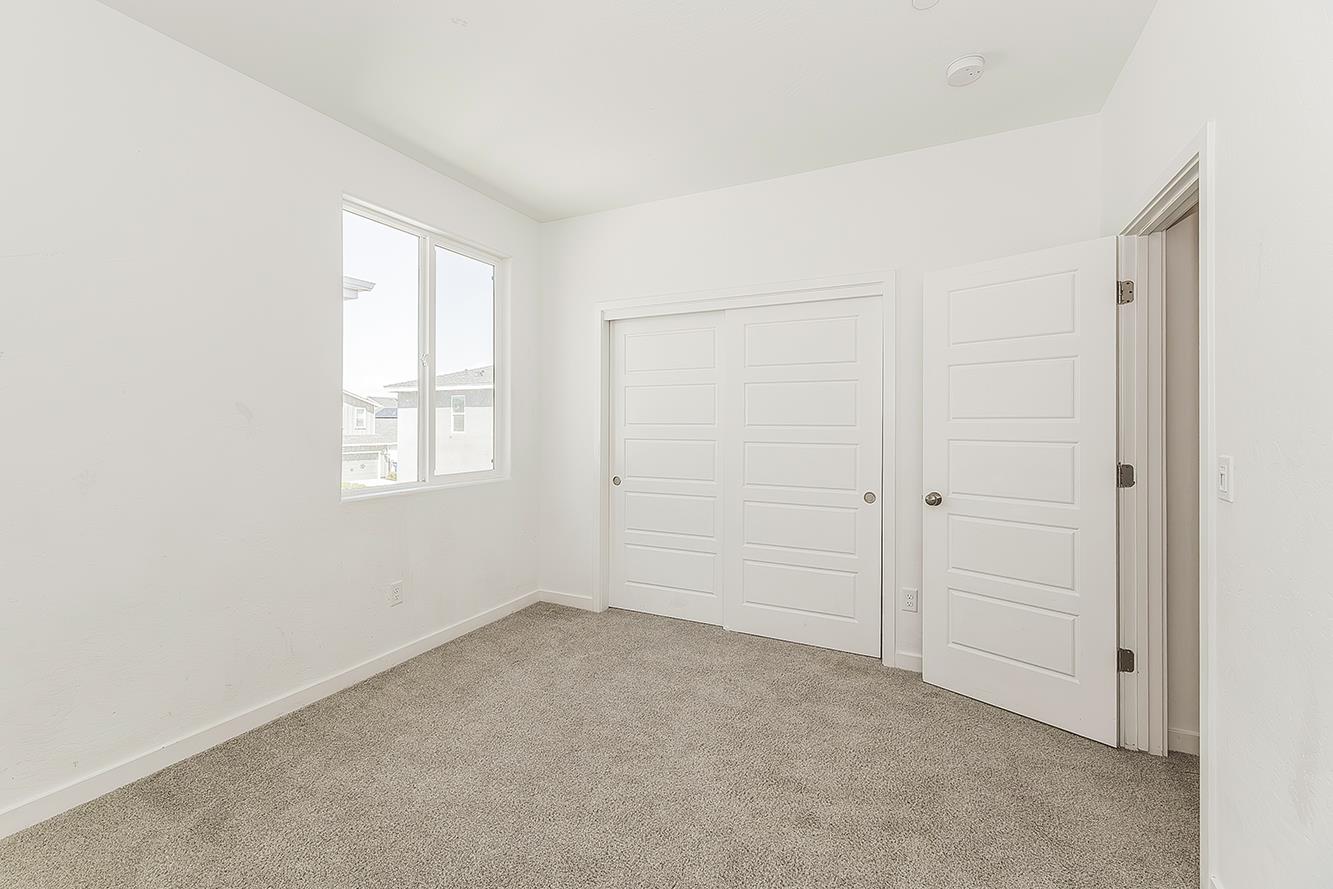 2844 N Vahe Ave, Fresno, CA 93737