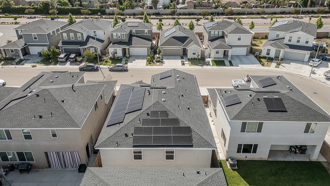 2844 N Vahe Ave, Fresno, CA 93737