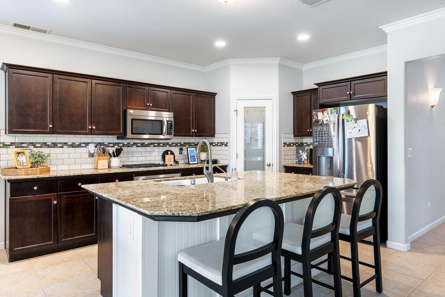 3029 Wrenwood Ave, Clovis, CA 93619