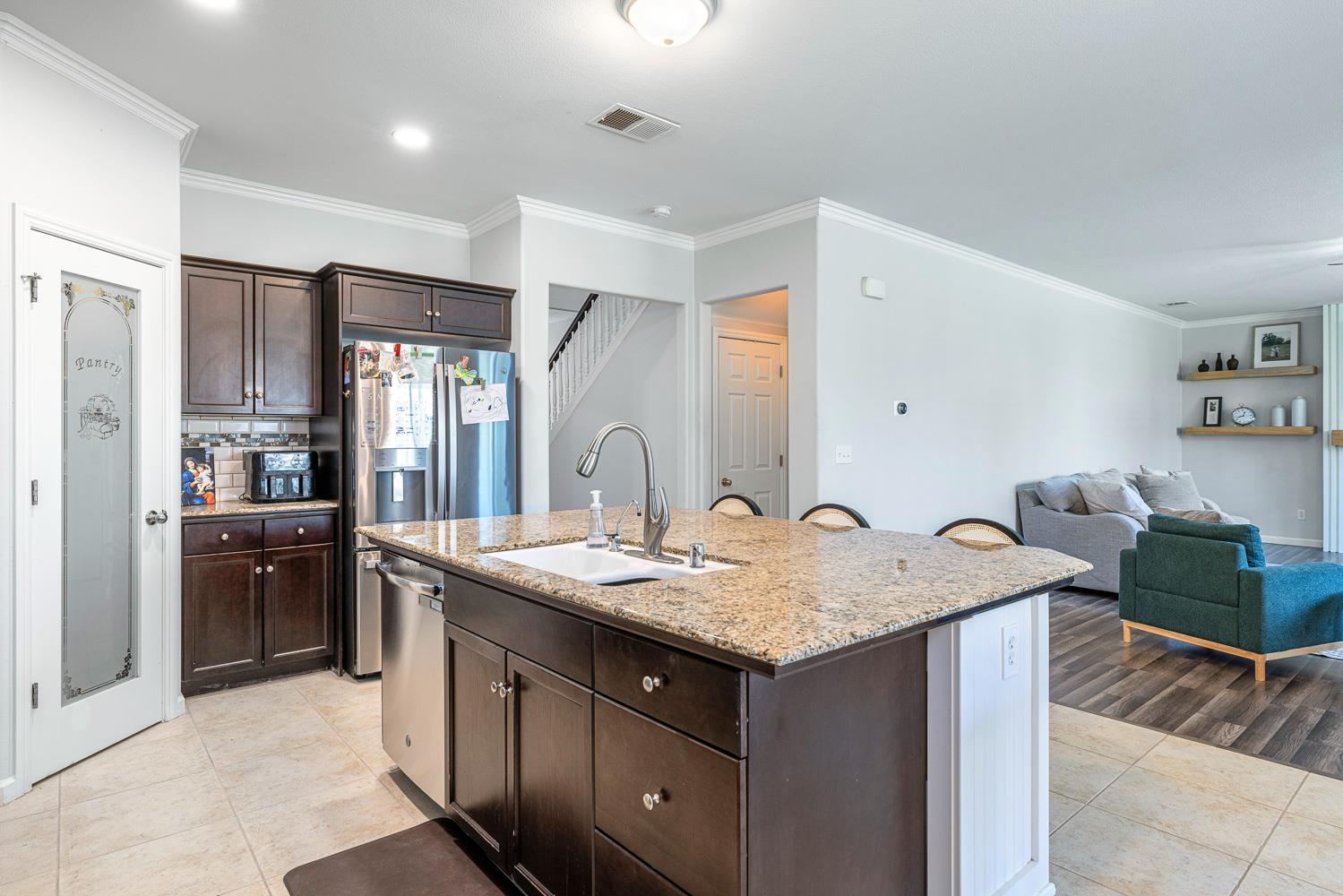 3029 Wrenwood Ave, Clovis, CA 93619