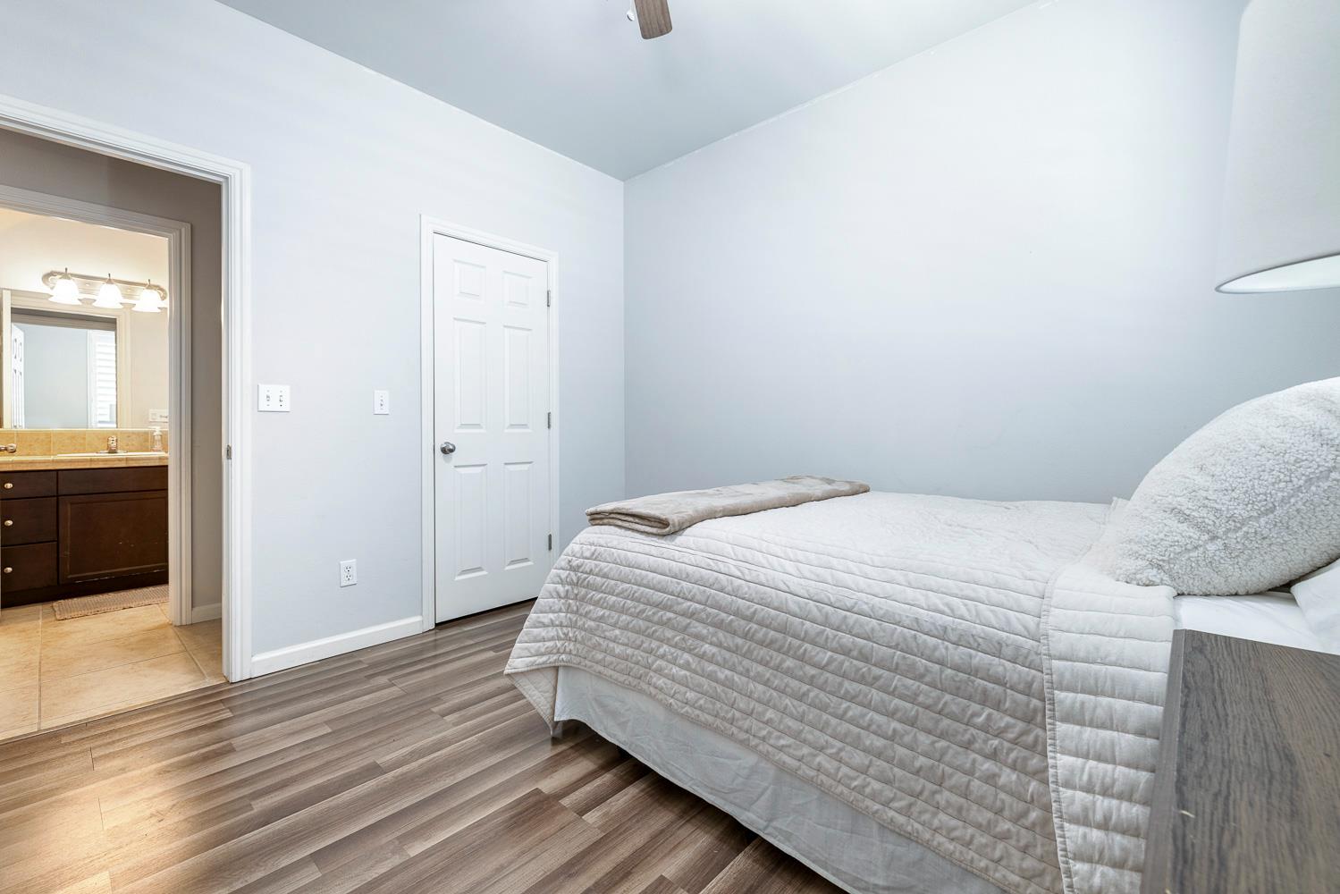 3029 Wrenwood Ave, Clovis, CA 93619