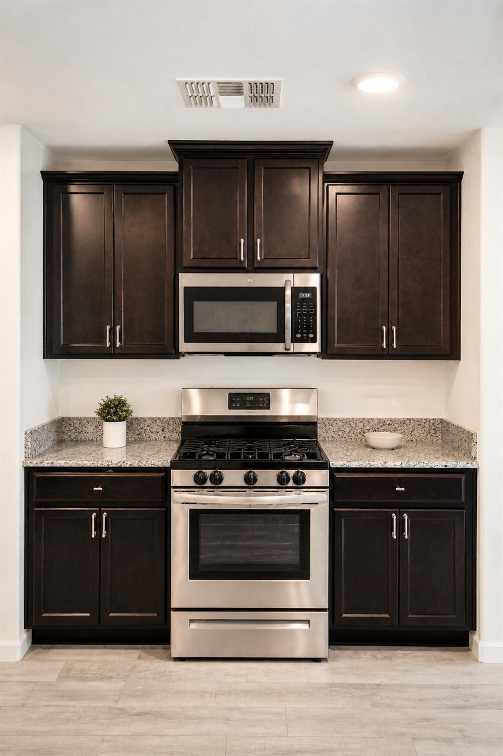 3705 N McCaffrey, Fresno, CA 93722