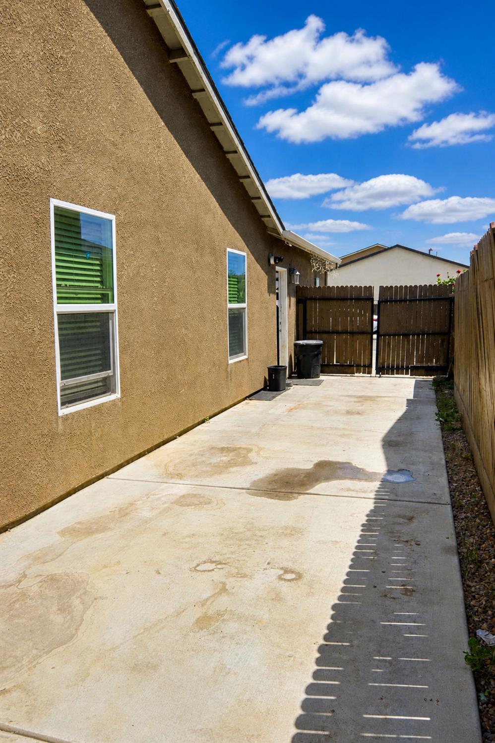 3705 N McCaffrey, Fresno, CA 93722