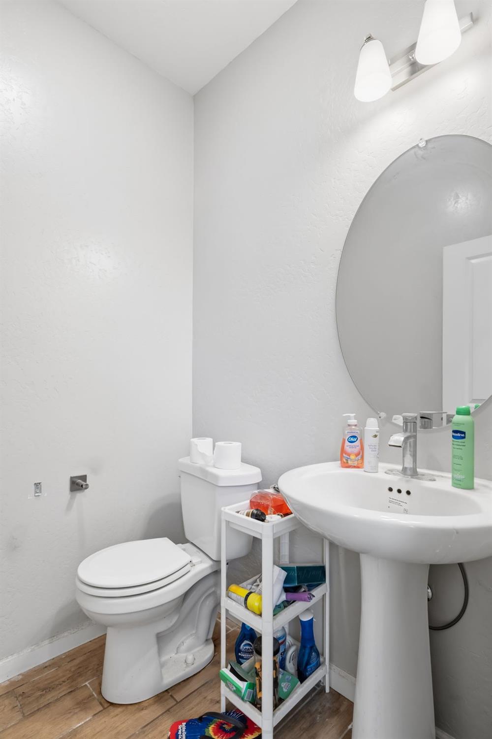 1108 Royalty Way W, Madera, CA 93636