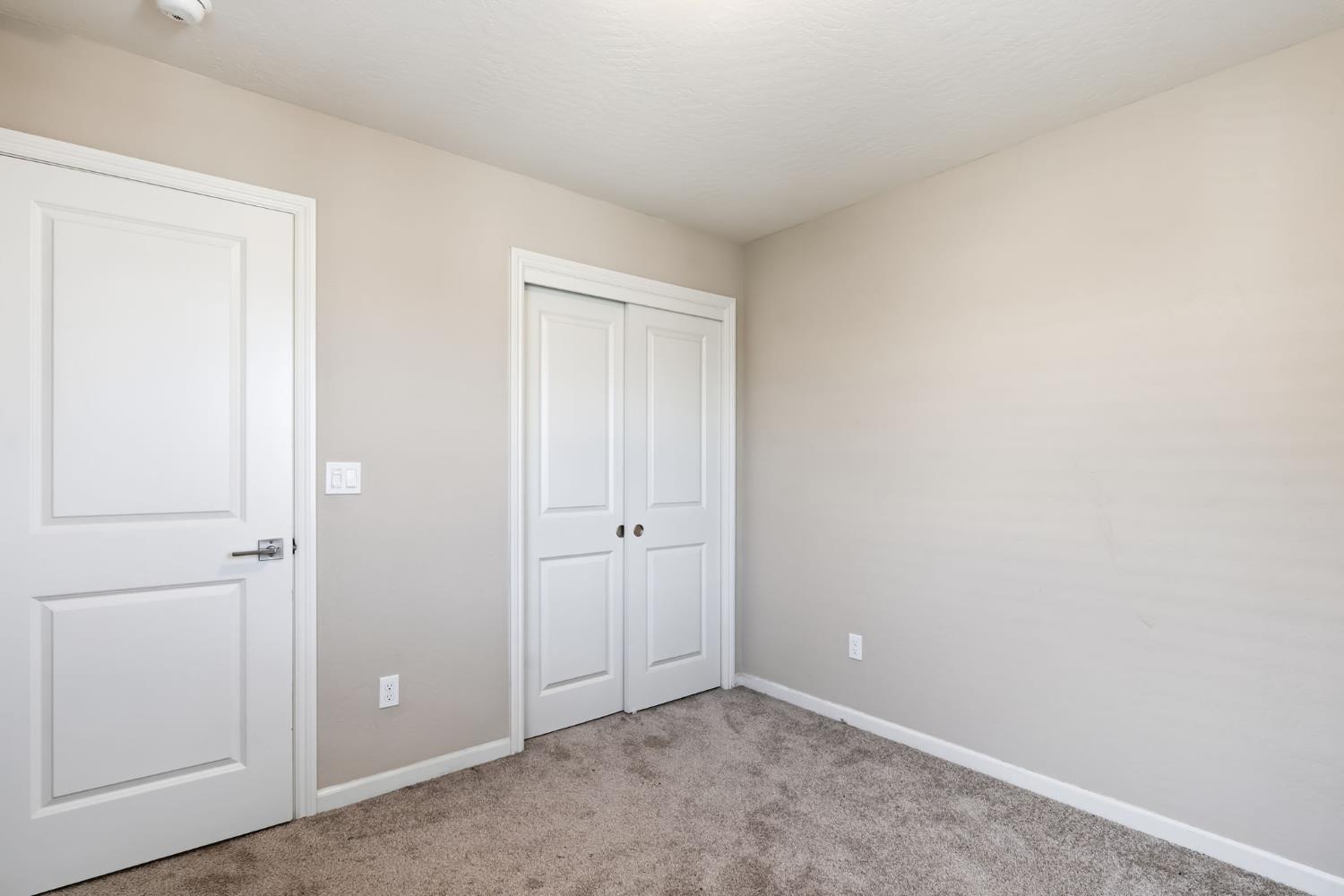 1108 Royalty Way W, Madera, CA 93636