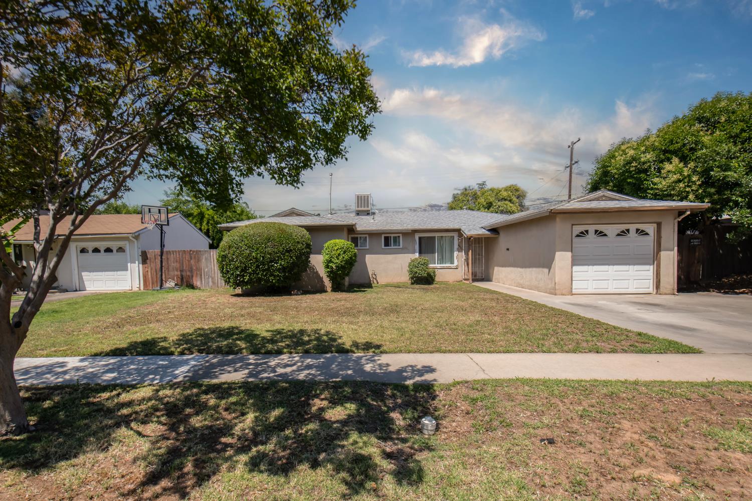 4431 N Augusta St, Fresno, CA 93726