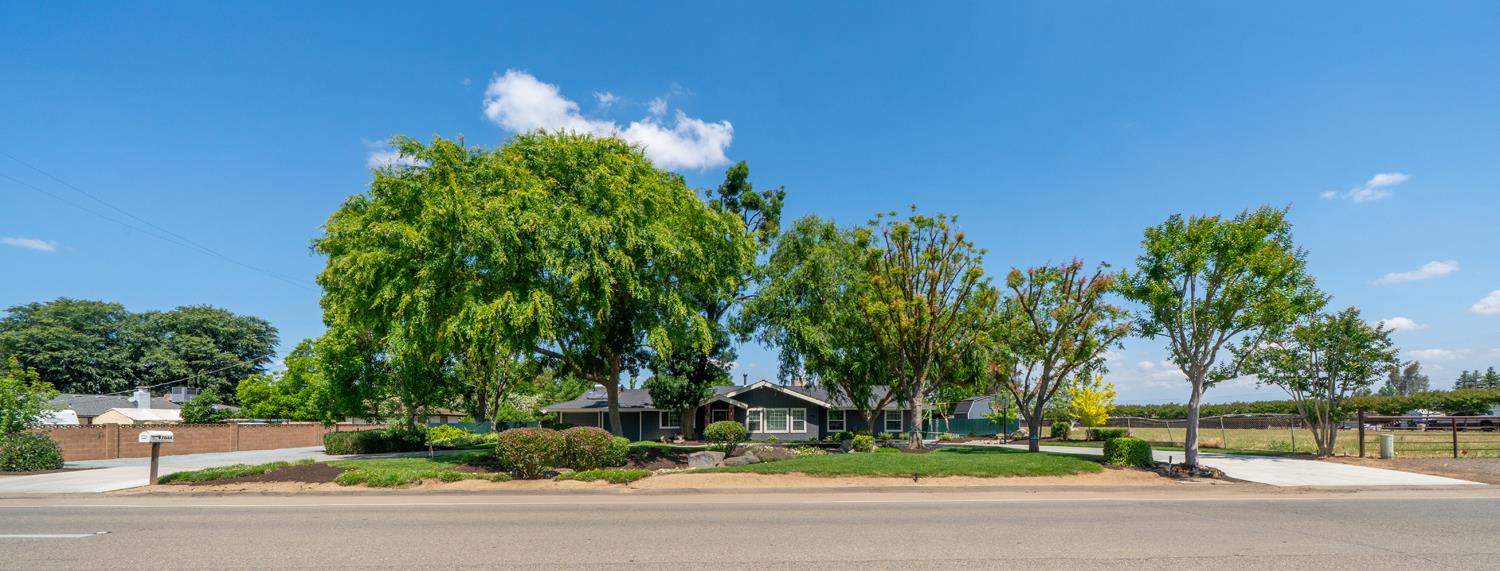 7044 E Clinton Ave, Fresno, CA 93737