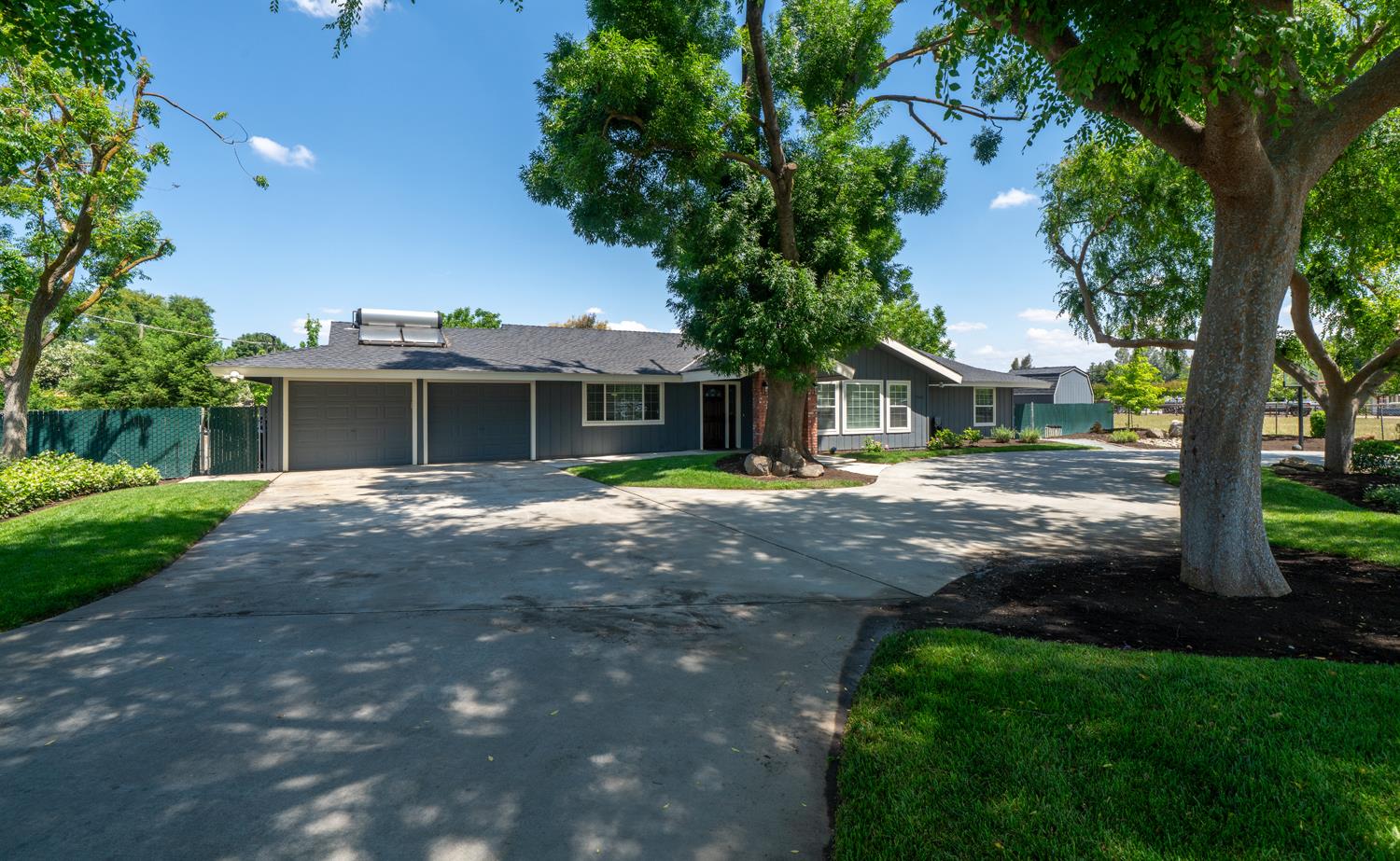 7044 E Clinton Ave, Fresno, CA 93737