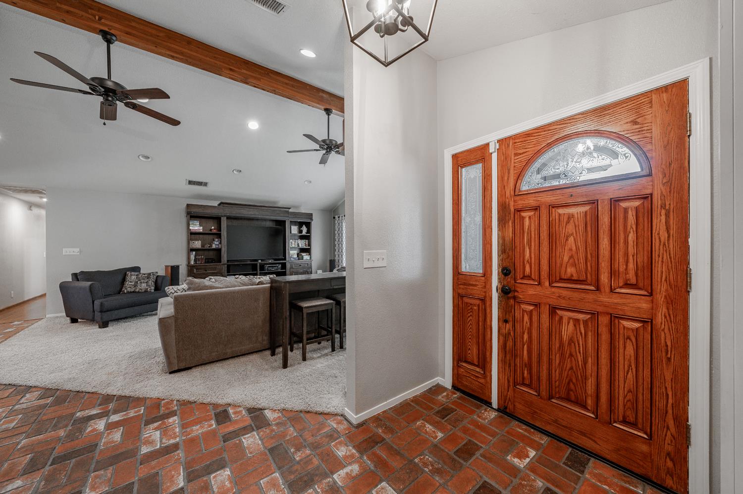 7044 E Clinton Ave, Fresno, CA 93737