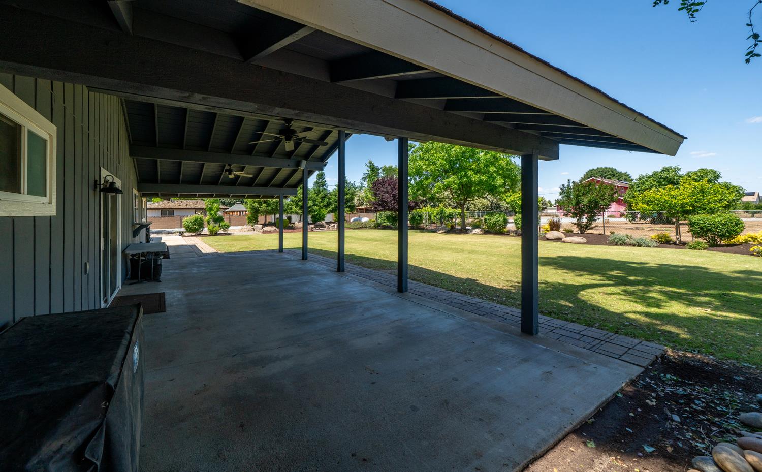 7044 E Clinton Ave, Fresno, CA 93737