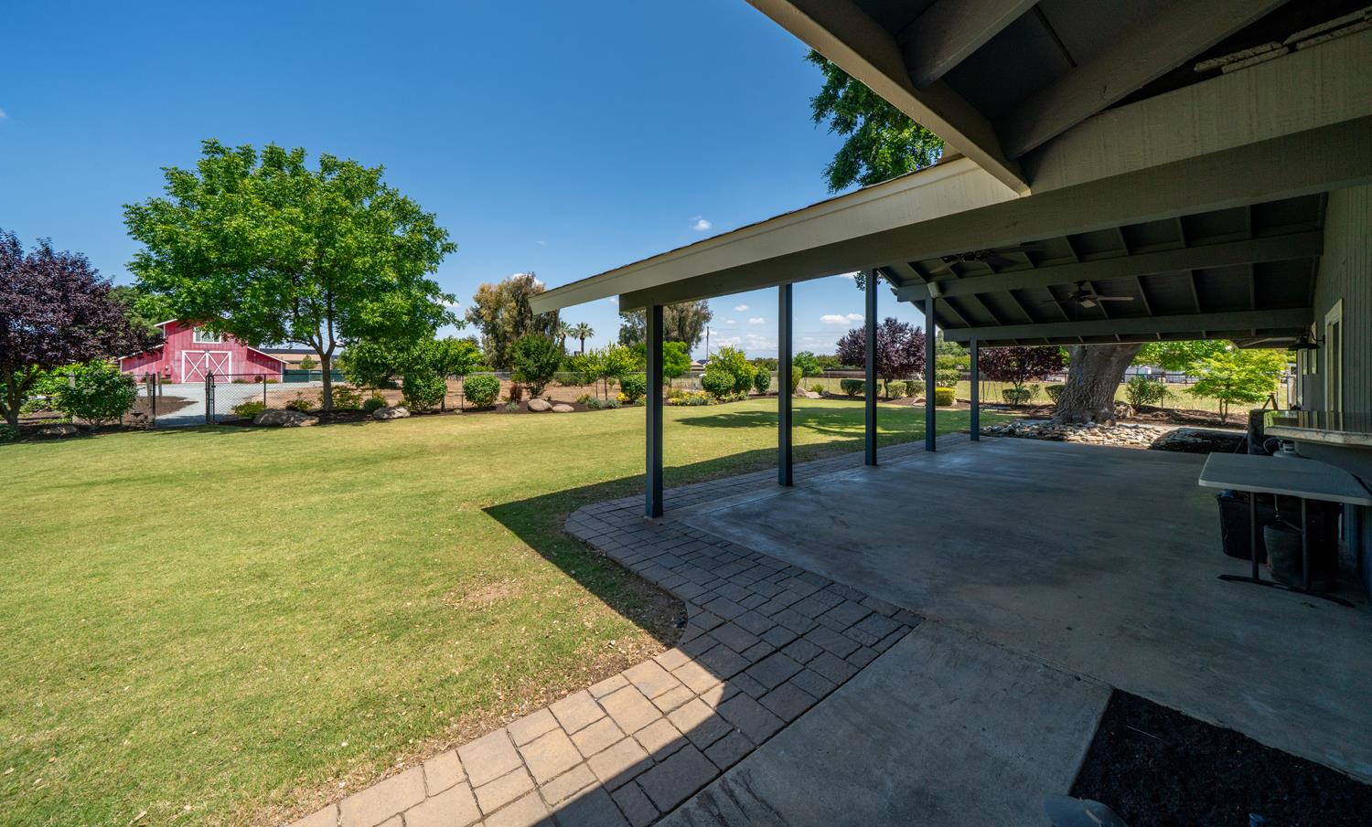 7044 E Clinton Ave, Fresno, CA 93737