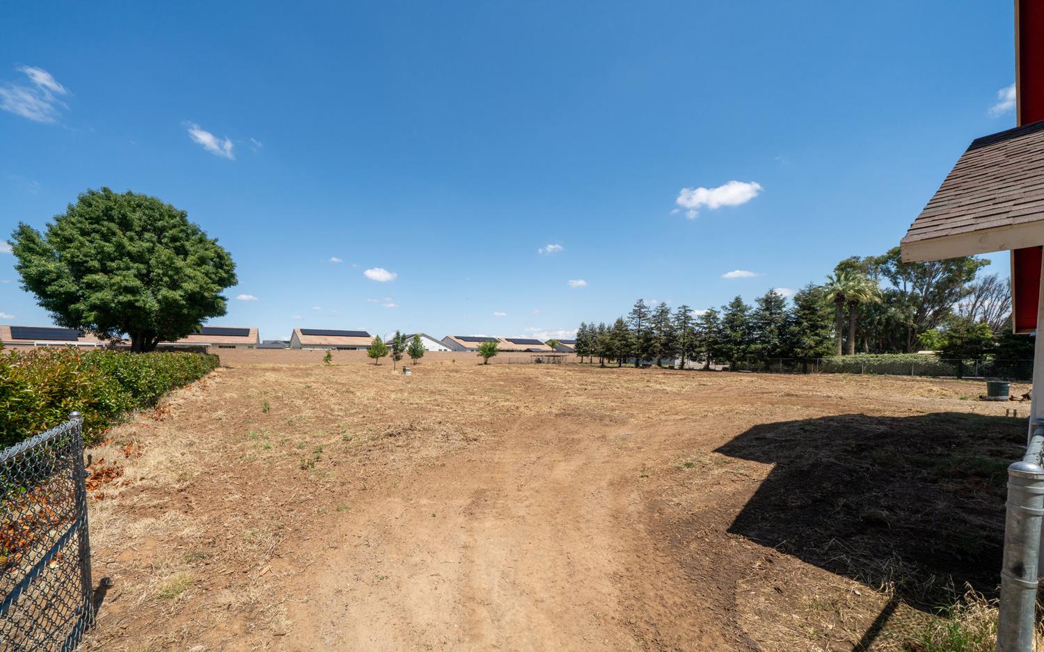 7044 E Clinton Ave, Fresno, CA 93737