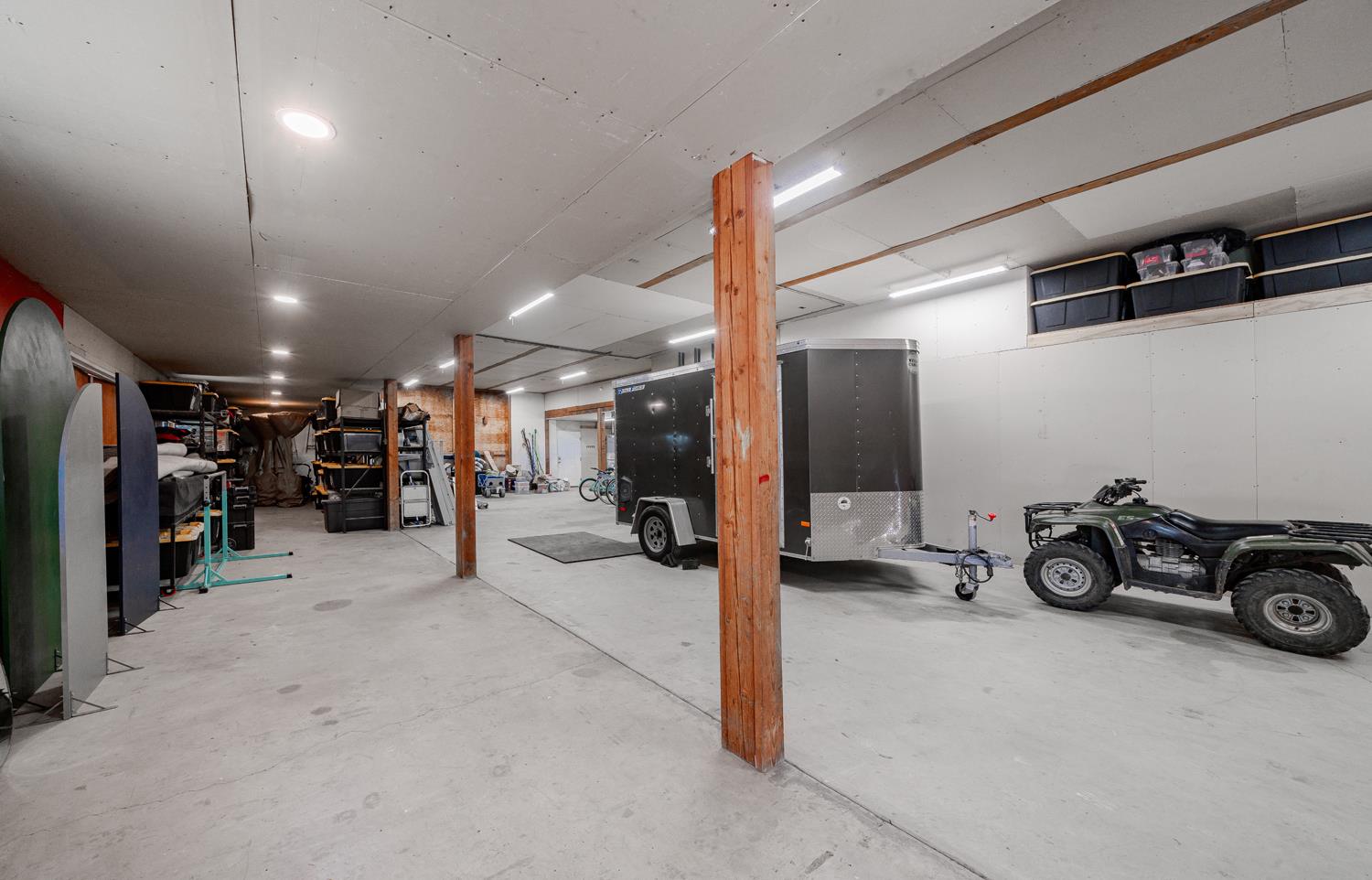 7044 E Clinton Ave, Fresno, CA 93737