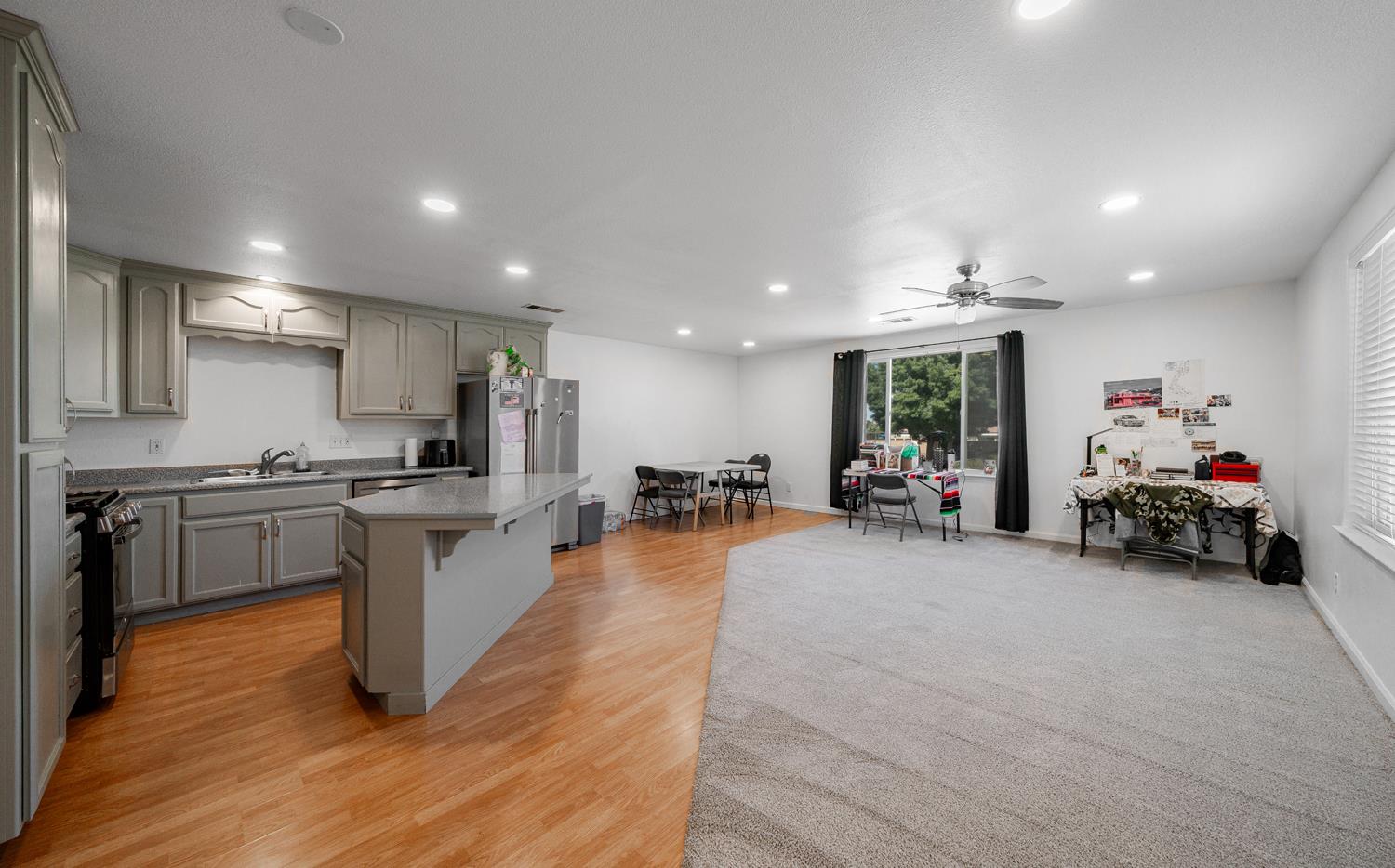 7044 E Clinton Ave, Fresno, CA 93737