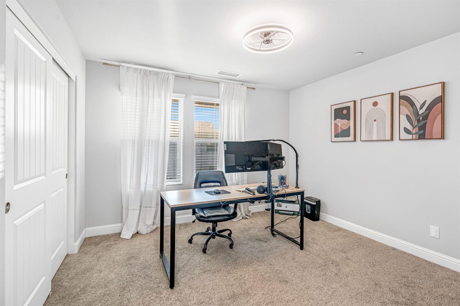 2760 N Sophie Dr, Fresno, CA 93727