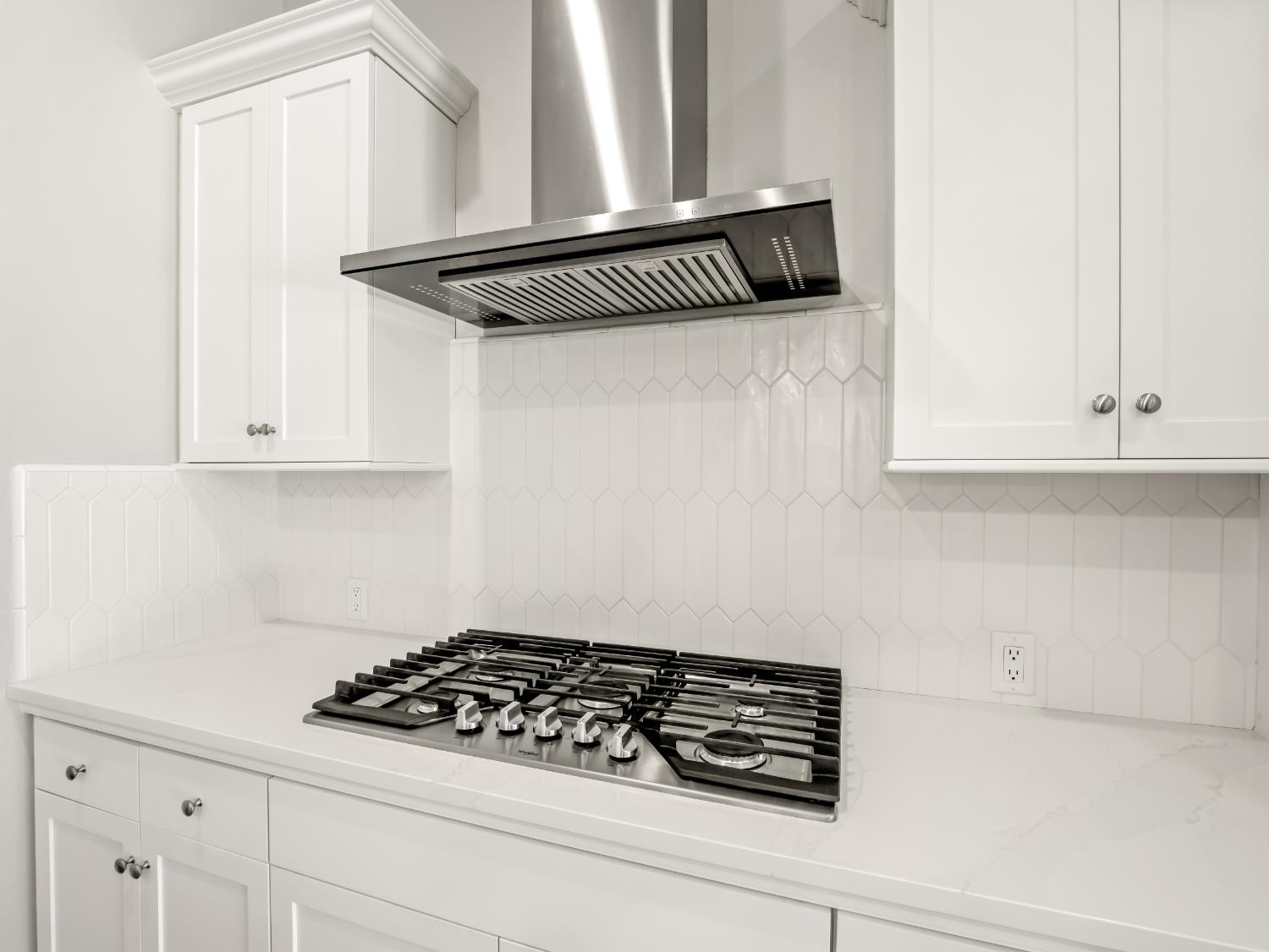 1751 N Kaweah Ave, Clovis, CA 93619